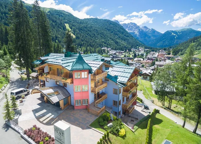 Cristal Palace Hotel Madonna